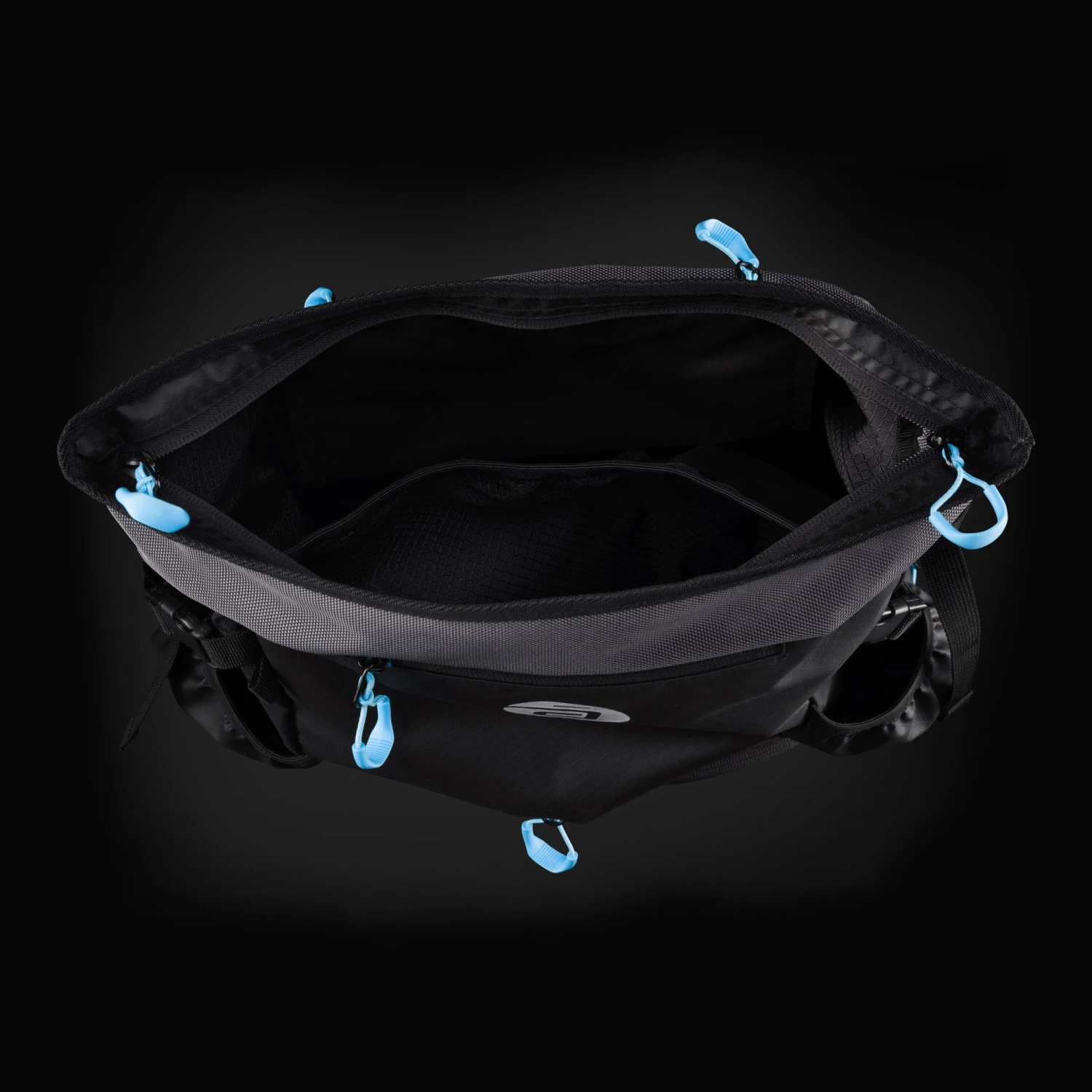 Cádomotus Versatile 2.0 Weatherproof Competition Bag 5 Cádomotus Versatile 2.0 Weatherproof Competition Bag - Image 5