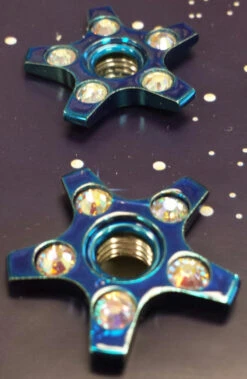 Shiny Nuts -Roller Skate Shop Shiney Nuts Blue Star