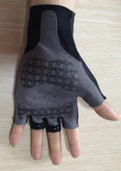 Sk8House - Race Glove (Short Fingers) -Roller Skate Shop Sk8House ShortFingerGloves Back